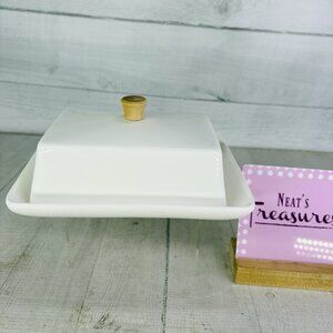 Dowan White Bone China Farmhouse Wooden Handle 2 Stick Lidded Butter Cheese Dish
